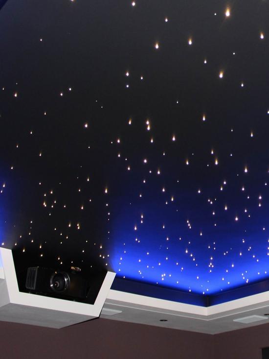 монтаж натяжных потолков